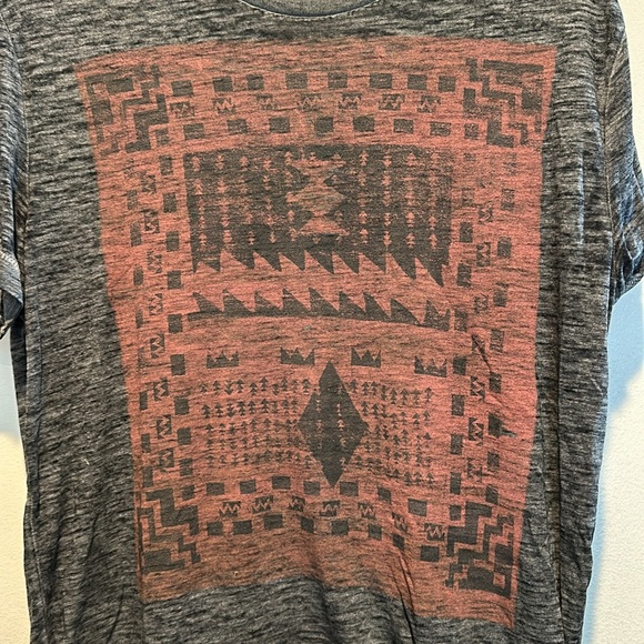 American Eagle Print T-Shirt - Picture 2 of 4